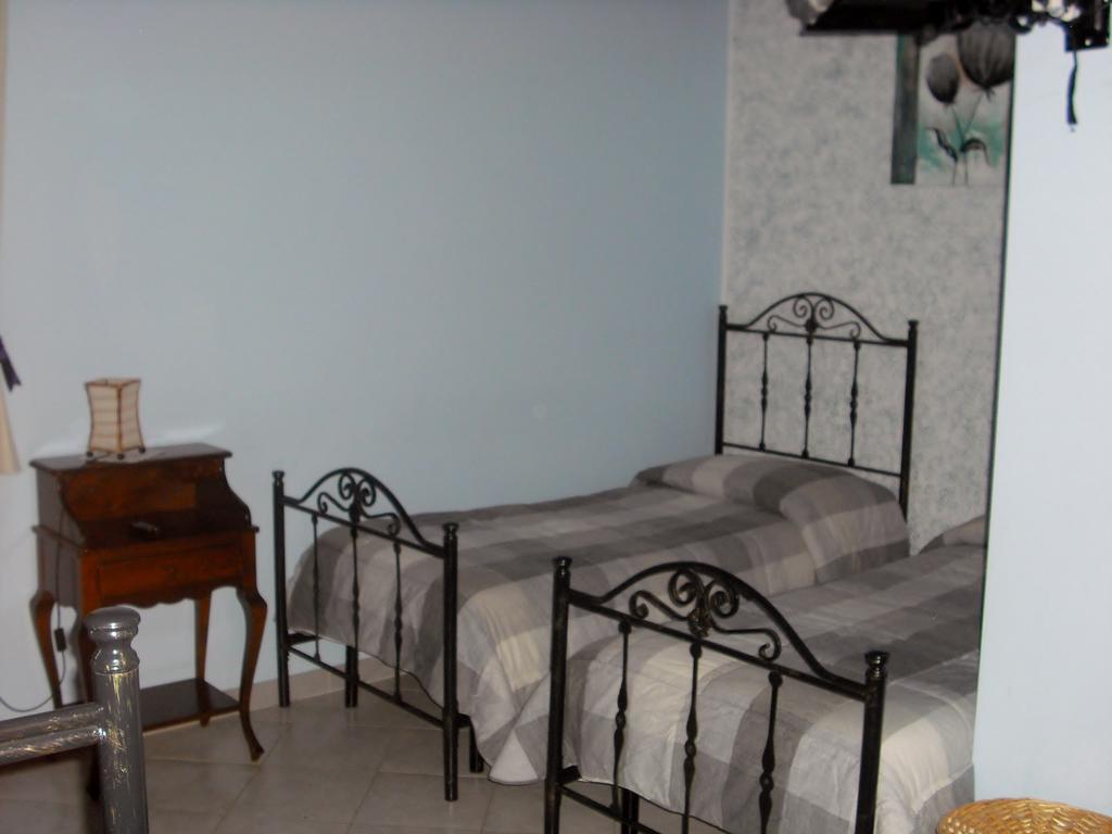 Villa Colledisisto Srl Pomarico Zimmer foto